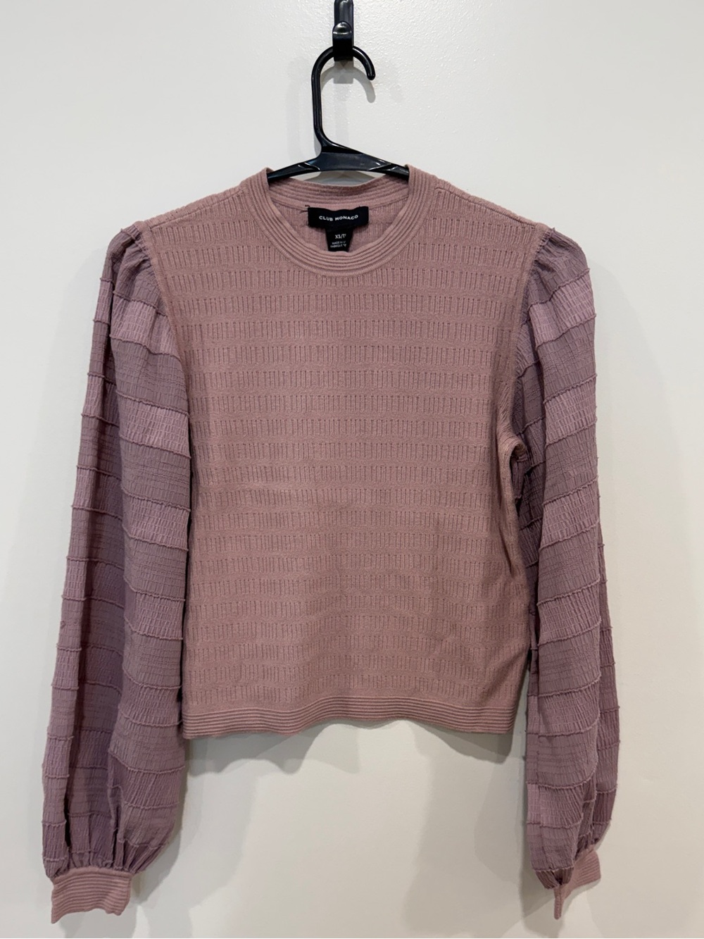 Club Monaco Blush Mauve Textured Puff-Sleeve Sweater